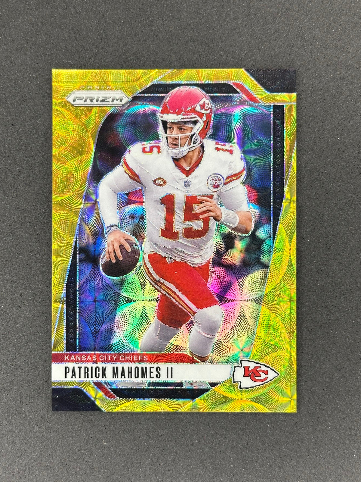 2024 Panini Prizm Patrick Mahomes #138 Gold Choice #/10