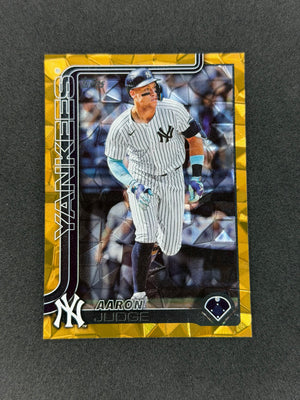 2025 Topps Series One Aaron Judge #300 Gold Diamante #/50